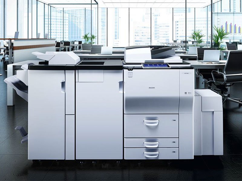 Đánh giá hiệu suất và chất lượng: Máy photocopy thuê và máy mua.